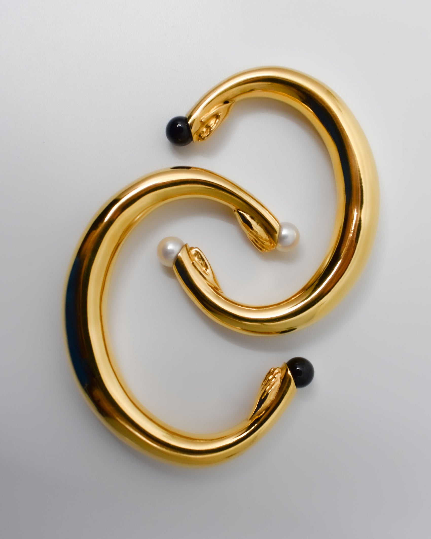 Two Wolves Tale Bracelet