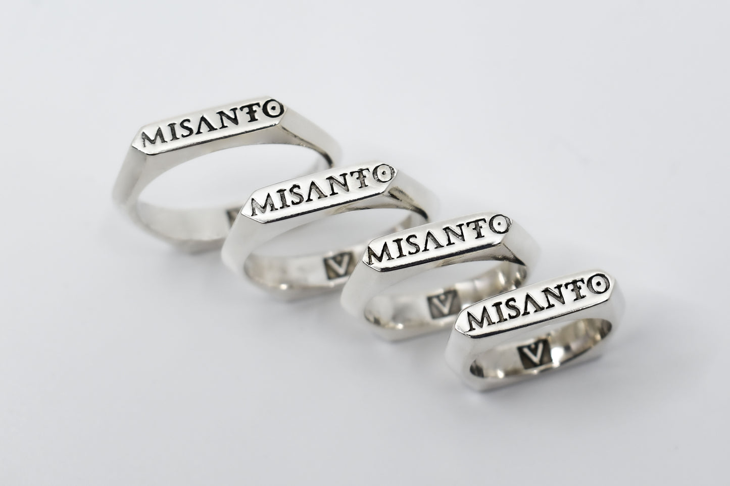 MISɅNŦO