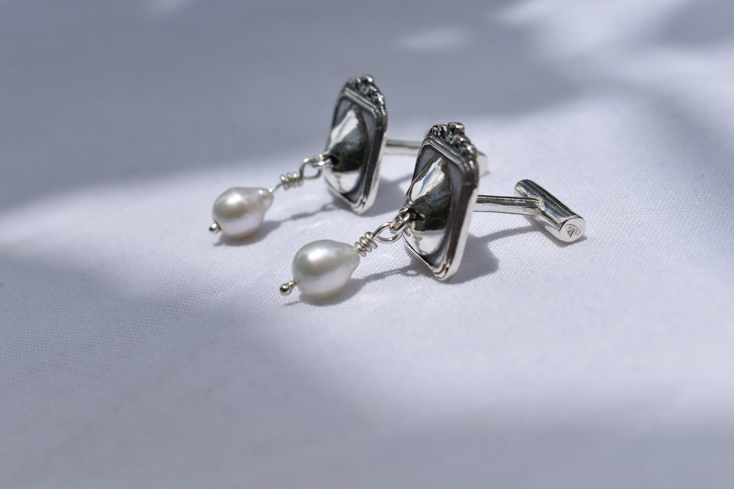 Alere Cufflinks